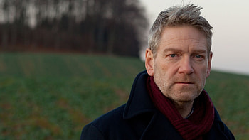 Kenneth Branagh, Cinema for old souls, Classic movie lover, Timeless appeal HD wallpaper