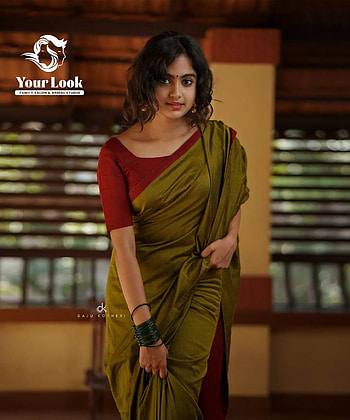 devika, Devu, actress, saree, mallu HD phone wallpaper