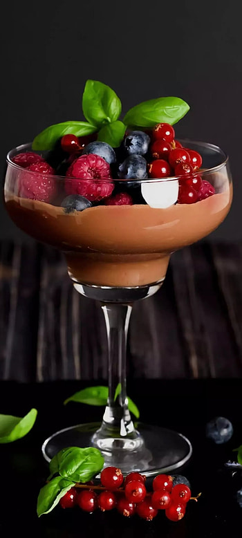 Chocolate cherry mouss, berry, chocolate mousse HD phone wallpaper