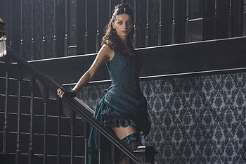 Angela Sarafyan As Clementine Pennyfeather In Westworld, westworld, tv-shows, angela-sarafyan HD wallpaper