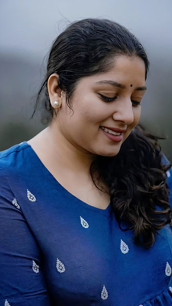 Anumol, malayalam actress HD phone wallpaper