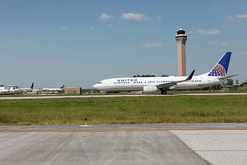 George Bush Intercontinental Airport, Delays, Construction, Passengers HD wallpaper
