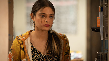 Odeya Rush Umma HD wallpaper