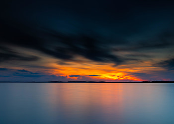 Clean and calm, orange-dark sky, sunset HD wallpaper
