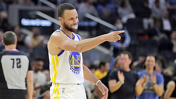 Stephen Curry surprises fan, Crying Warriors fan, Game tickets, Sporting news HD wallpaper