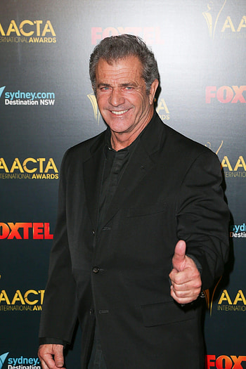 Mel Gibson, Hollywood actor, Filmography, Iconic performances HD phone wallpaper
