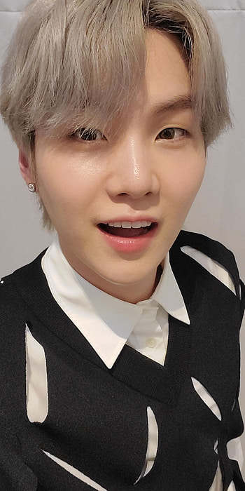 Min suga, bts, agust d, selca, yoongi, bangtan, min yoongi HD phone wallpaper