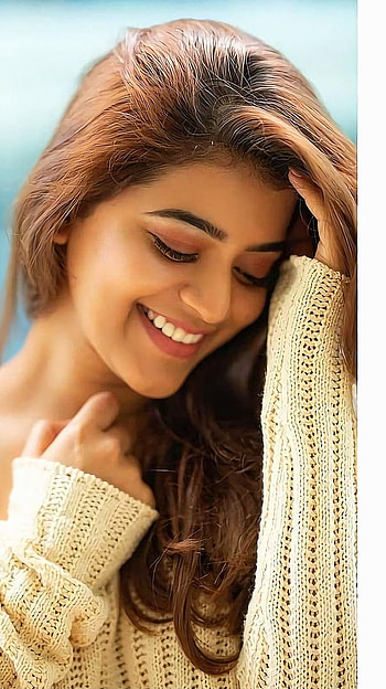 Yamini Bhaskar, telugu actress HD phone wallpaper