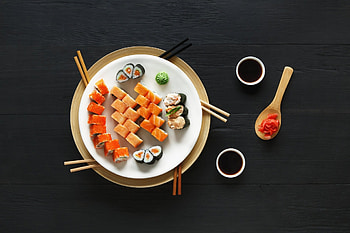 Sushi, fish, eat, food HD wallpaper