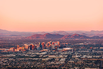 Phoenix Skyline, Living in Phoenix, Pros and cons, Local insights HD wallpaper