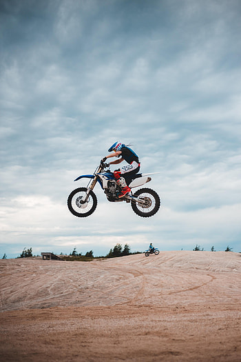 Motorcycles, Motorcyclist, Side View, Helmet, Motorcycle, Bike, Bounce, Jump HD phone wallpaper