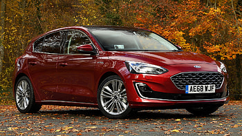 Luxurious vignale model, Striking visuals, Distinctive presence, Ultimate comfort HD wallpaper