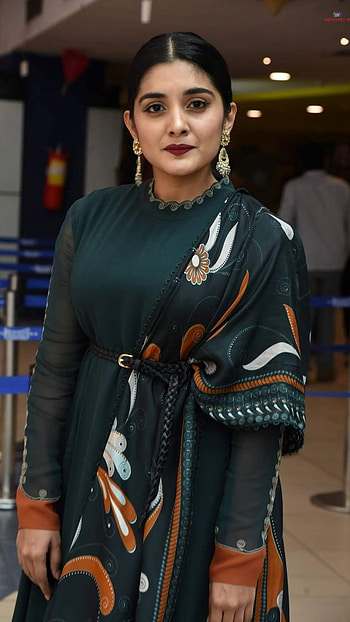 Nivetha Thomas, Tollywood Heroine HD phone wallpaper