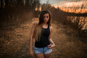 Outdoor, short jeans, beautiful, stare HD wallpaper