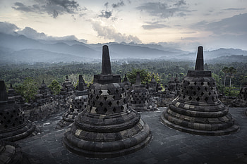Dusk at the Borobudur foundation HD wallpaper