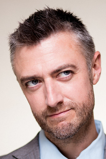 Sean Gunn, Profile , Movie Database HD phone wallpaper