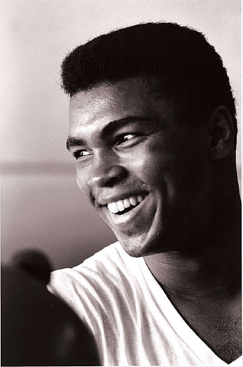Muhammad Ali, Sporting legend, Inspiring graphs, Memorable moments HD phone wallpaper