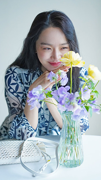 Shin Hye Sun, korean dancer, model HD phone wallpaper