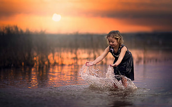 little girl, childhood, blonde, fair, adorable, bonny, sunset, sweet, Belle, white, Water, girl, tree, comely, sightly, pretty, green, Lake, face, lovely, pure, child, graphy, cute, baby, Nexus, beauty, play, kid, beautiful, people, little, pink, sky, dainty HD wallpaper