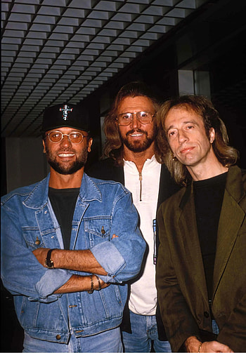 Bee Gees, Brothers bond, Mutual support, Musical synergy HD phone wallpaper