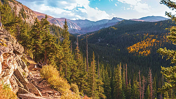 Fall colors in the Colorado Rockies, hills, clouds, trees, colors, sky, mountains, forest, usa HD wallpaper