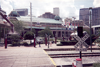 Canal St. in New Orleans, buildings, harrahs casino, railroad track HD wallpaper