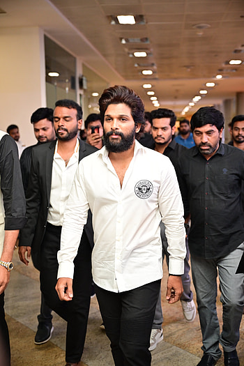 Allu Arjun, fashion design, stylish star, pushpa HD phone wallpaper