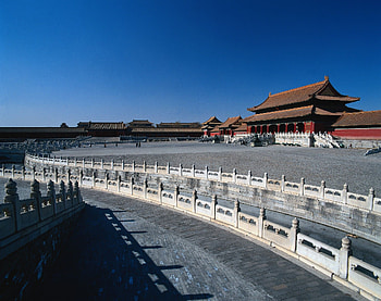 Forbidden City, Limited public access, Historical preservation, Intriguing facts HD wallpaper