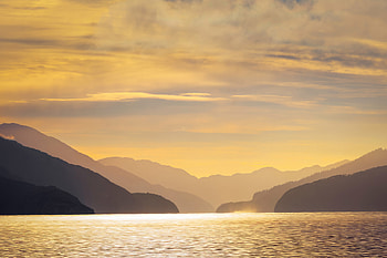 Evening Water Body Mountains Landscape, mountains, landscape, nature HD wallpaper
