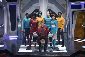 Black Mirror, Ultra , Eerie , Captivating backgrounds HD wallpaper