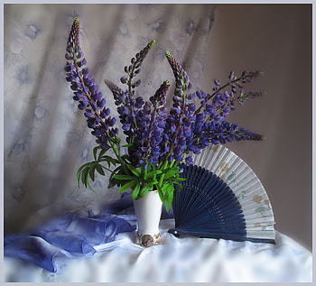 still life, blue, bouquet, gentle, graphy, nice, flower, , elegantly, vase, beautiful, fan, pretty, cool, flowers, lovely, harmony HD wallpaper