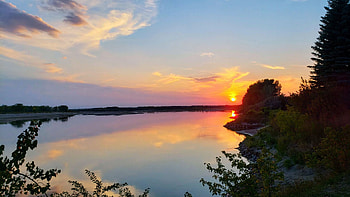 Sunset South of Saskatoon, Saskatchewan, clouds, colors, sky, canada, water, lake, reflections HD wallpaper