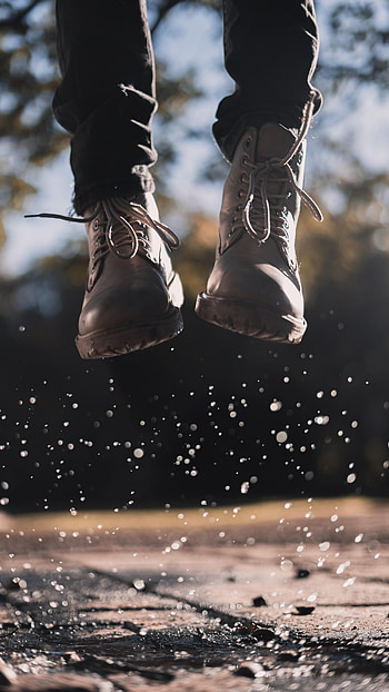 Miscellanea, Miscellaneous, Spray, Bounce, Jump, Boots, Shoes HD phone wallpaper