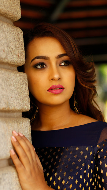 Ester noronha, telugu actress, model HD phone wallpaper