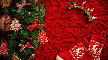 Christmas decorations , Festive ornaments, Holiday cheer, Vibrant displays HD wallpaper