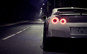 White Gtr For Mac HD wallpaper