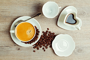 Coffee for all coffee lowers , Coffee, Cups, Heart, Cup, White Cups, White Cup, Hearts, Coffee Bean, Coffee Beans, Drinks, Drink HD wallpaper