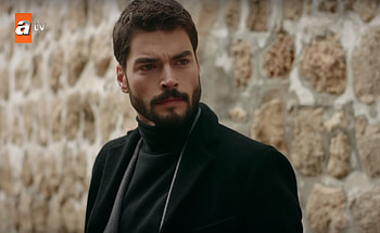 Akin Akinozu , Ethan Anderson's post, Aesthetic visuals, Modish look HD wallpaper