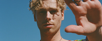 Luke Hemmings, Solo debut, Growing up, Spotlight HD wallpaper