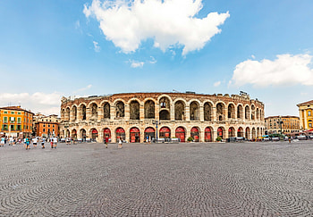 Italian city, Cultural heritage, Roman influence, Architectural gems HD wallpaper