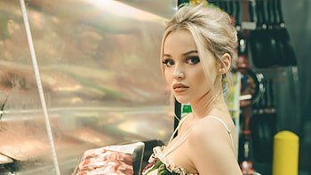 Dove Cameron, Ultra , High-resolution , Crisp details HD wallpaper