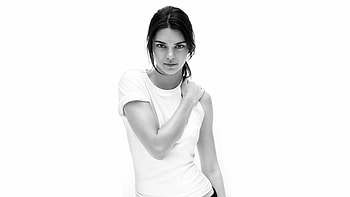Kendall Jenner Monochrome , kendall-jenner, model, girls, celebrities, monochrome, black-and-white HD wallpaper