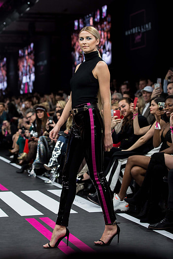 Real girls on the fashion show, Diversity and representation, Empowering fashion choices, Celebrating personal style HD phone wallpaper