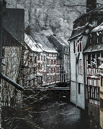 Cities, Winter, Rivers, Snow, City, Building HD phone wallpaper