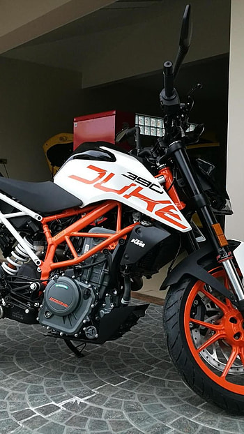 Ktm Duke 390, Parking, Home, Background HD phone wallpaper