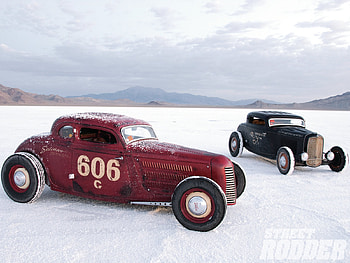 The Road To Bonneville, salt flats, classics, fords, hot rods HD wallpaper