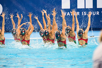 Joyful under water, Smiling faces, Synchronized happiness, Aquatic harmony HD wallpaper