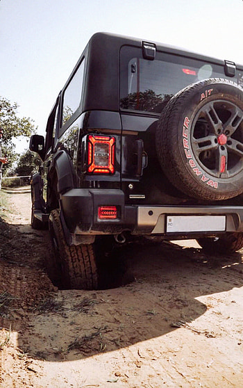Thar Offroad, capabilities, car, wheel, offroading HD phone wallpaper