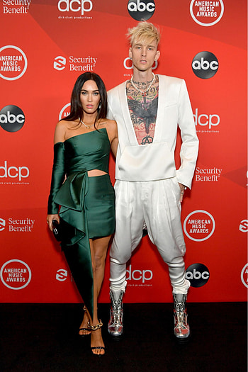 Machine Gun Kelly, Megan Fox, Overcoming addiction HD phone wallpaper
