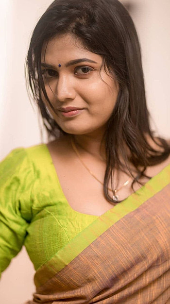 Kayal vizhi, model, tamil actress, saree beauty HD phone wallpaper